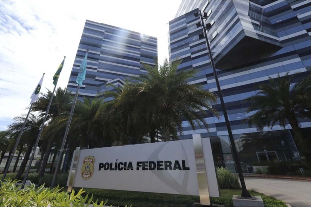 Polícia Federal autoriza novo concurso com mil vagas 1 policial federal indiciado