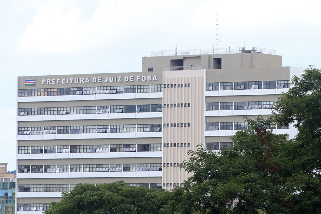Câmara aprova criação de 3 novas secretarias na Prefeitura