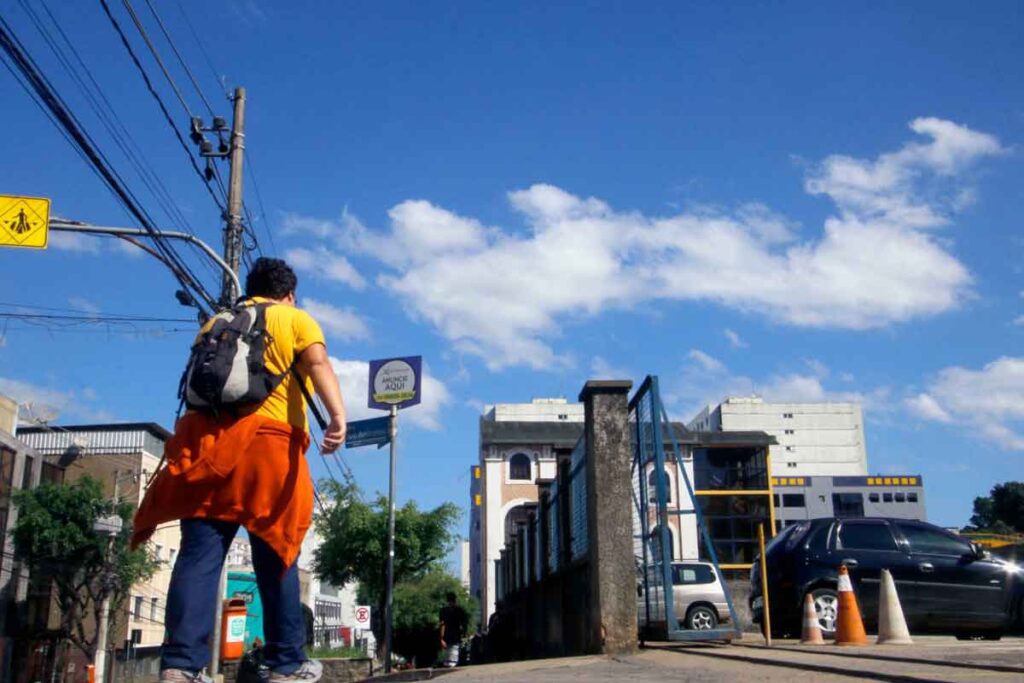 Semana começa com tempo estável, mas previsão para o feriado é de chuva 1 tempo felipe couri calor
