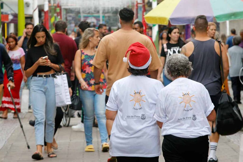 AO VIVO: Novembro Azul, saúde de sorriso, estratégias de vendas no Natal e mais: acompanhe o Tribuna no Ar - 2ª edição 1 COMERCIO NATAL FELIPE COURI 05