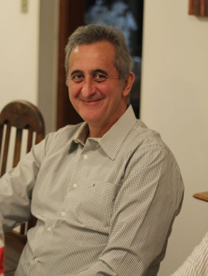 Eloésio Paulo: Algumas obras literárias se tornaram 'boas mercadorias para suas editoras e bandeiras políticas para seus admiradores' 1 Eloesio Paulo Divulgacao.jpeg2