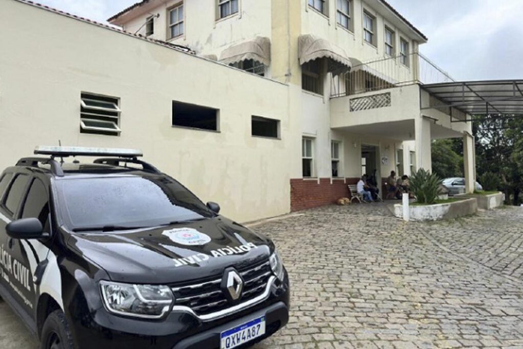 Quatro médicos são presos em operação do Ministério Público 2 médicos presos MPMG