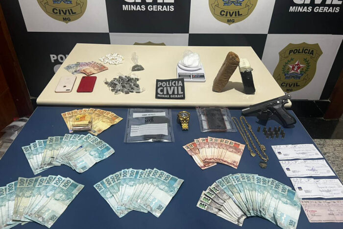 Quatro são presos em operação contra tráfico de drogas 1 Quatro são presos em operação contra tráfico de drogas