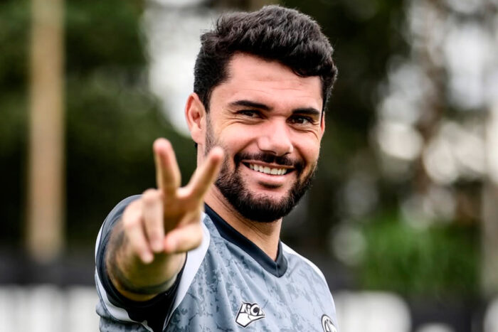 Com ex-Cruzeiro, Athletic aposta na manutenção do elenco para 2025 1 athetic by reproducao instagram 1 editada