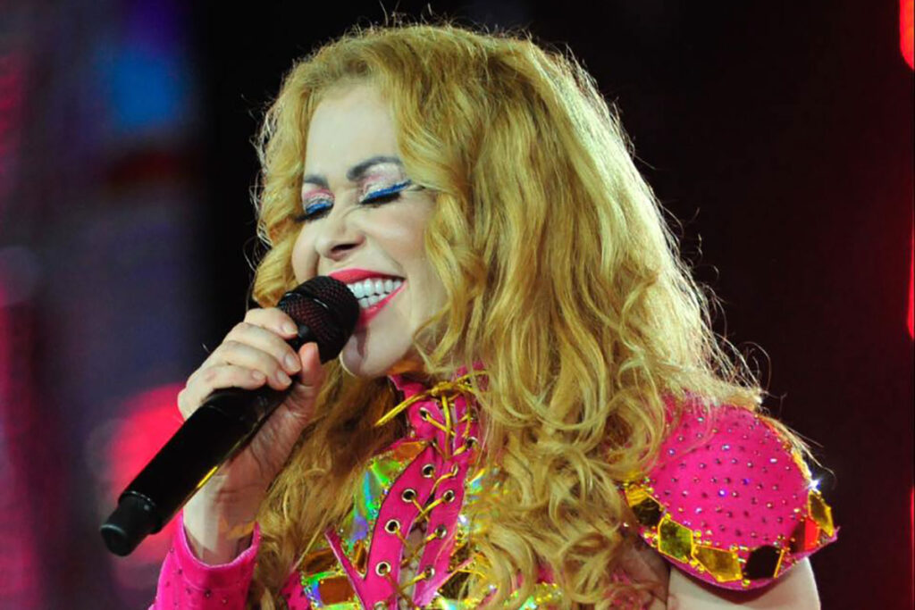 Expo Cordeiro segue até domingo com shows de artistas nacionais e programação gratuita 1 Justiça suspende show de Joelma em cidade mineira após suspeita de superfaturamento