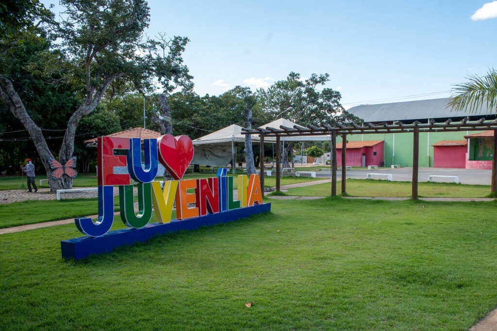Prefeitura de Juvenília abre concurso público com 80 vagas e salário de até R$ 18 mil 1 juvenilla mg almg
