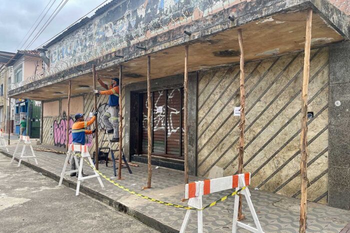 Prefeitura interdita nona marquise em uma semana; loja consegue liminar de suspensão 1 marquise sayonara by couri