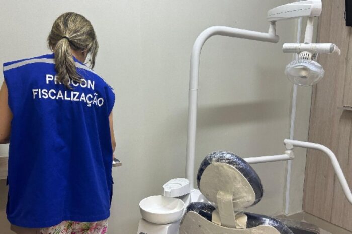 Procon JF autua 6 clínicas odontológicas por concessão irregular de crédito 1 procon