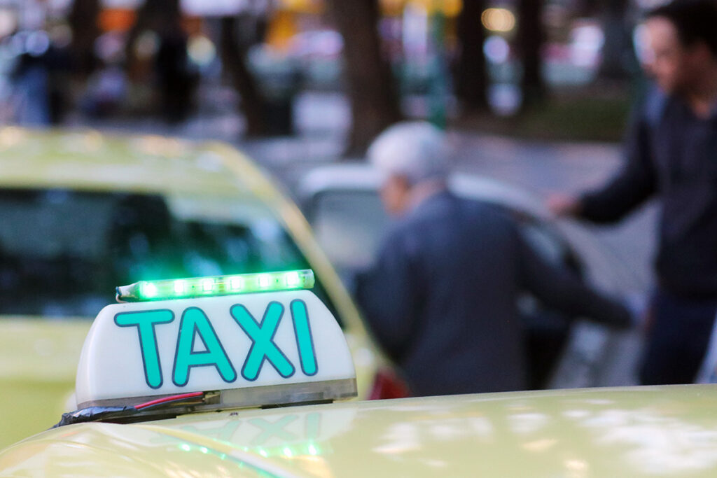 Serviços de táxis e aplicativos de transporte podem ficar mais caros em 2025 2 uploads FELIPE COURI 05.07.23 05.573