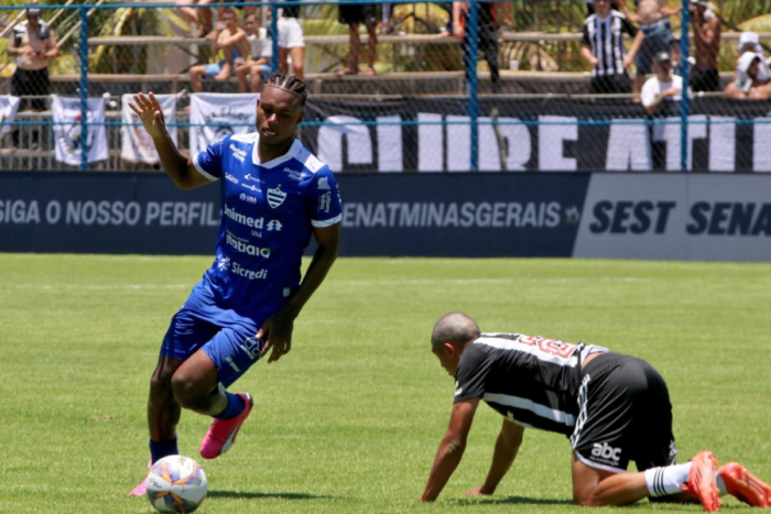 “Proposta aplicada”: técnico do Aymorés avalia positivamente estreia da equipe no Mineiro 1 1E1FB491 FFFF 4ED4 A90E ADCD4BC20174
