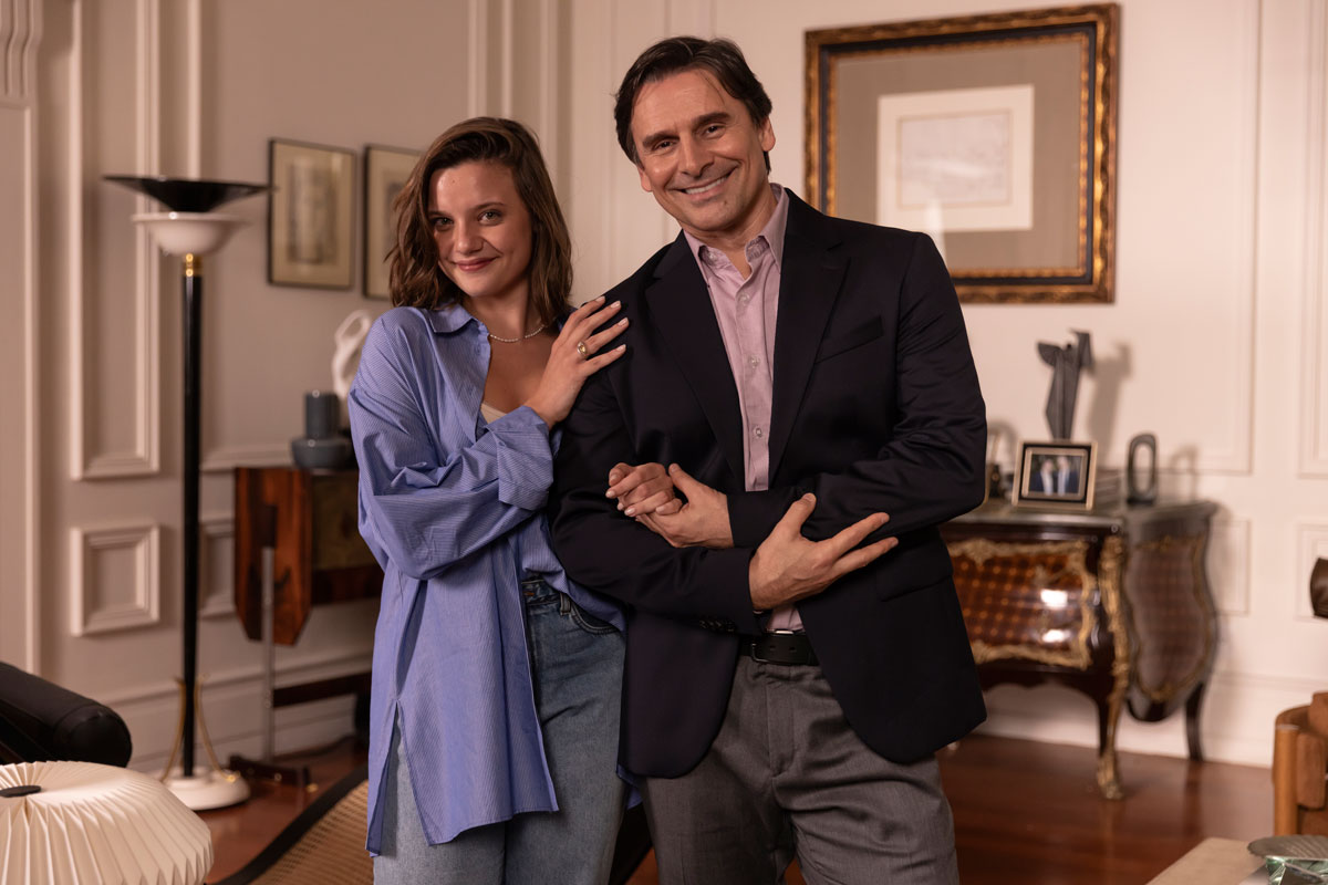 Carol-(Manu-Morelli)-+-Tomás-(Murilo-Rosa) Carol-(Manu-Morelli)-+-Tomás-(Murilo-Rosa)