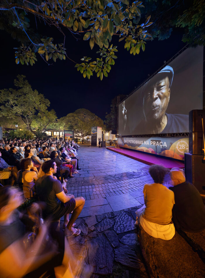 Conheça documentário sobre última turnê de Milton Nascimento que estreou na Mostra de Cinema de Tiradentes 2 documentário milton nascimento