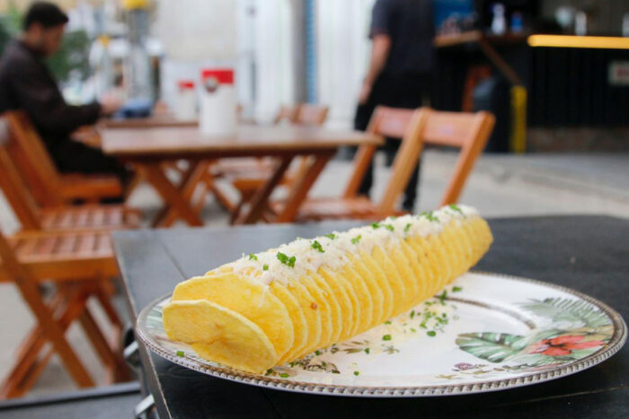 Aprenda a fazer a batata de mola: petisco que foi aprimorado por André 1 batata