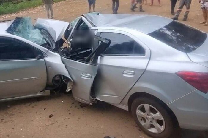 Colisão frontal deixa cinco mortos na MG-436 1 colisao barao de cocais mg 436 5 mortes foto reproducao facebook alerta barao noticias
