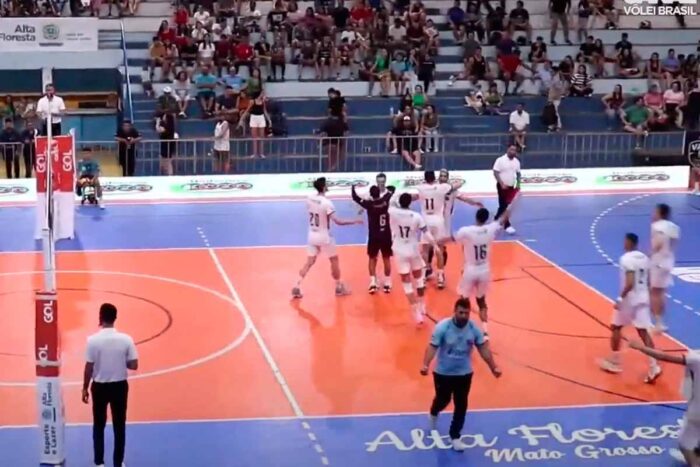 Único 100%: JF Vôlei vence o Alta Floresta e assume a liderança da Superliga B 1 jf volei foto reproducao youtube Canal Volei Brasil site