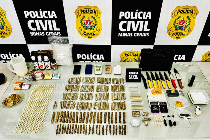 Jovem de 21 anos é presa por tráfico de drogas em cidade da região 1 Mulher é presa por tráfico de drogas em cidade da região