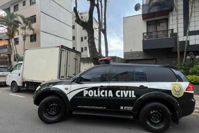Caminhão roubado no Rio de Janeiro é recuperado em bairro da Zona Sul de Juiz de Fora 1 caminhão