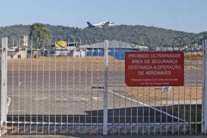 Infraero afirma que Aeroporto da Serrinha está apto para voos comerciais, mas empresas não manifestam interesse 1 aeroporto da serrinha leonardo costa.jpg2