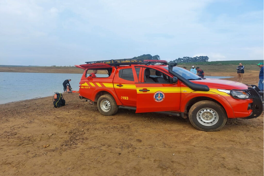 Jovem morre por afogamento na Represa de São Pedro 1 afogamento represa - bombeiros