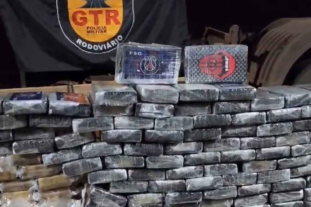VÍDEO: polícia apreende mais de 400 kg de cocaína, avaliada em R$ 60 milhões 1 apreensao drogas bolivia 1