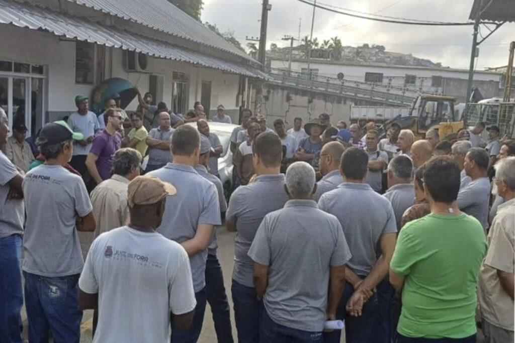 Servidores municipais fazem assembleia e paralisam atividades 1 assembleia servidores sinserpu