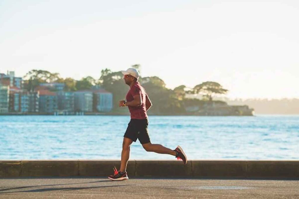 Adicionar 30 minutos ao treino de cardio impacta a composição corporal 1 tribuna no ar