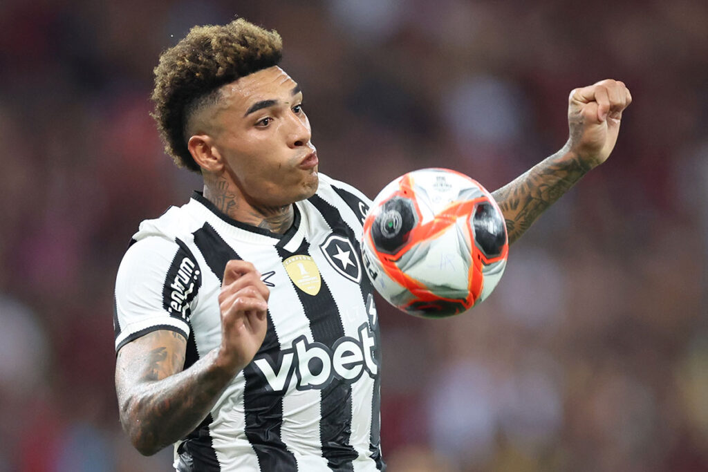 AO VIVO: notícias, finanças, cinema, Samba das Mulheres, Botafogo e Flamengo no Mundial e mais: acompanhe a Tribuna Transamérica 1 transamérica