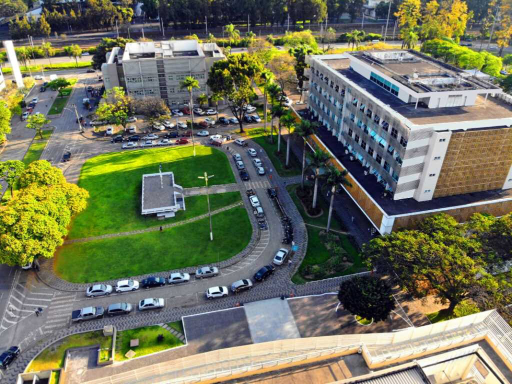 Prefeitura de Ipatinga abre inscrições para mais de 400 vagas com salários de até R$ 13,9 mil 1 ipatinga processo seletivo mg