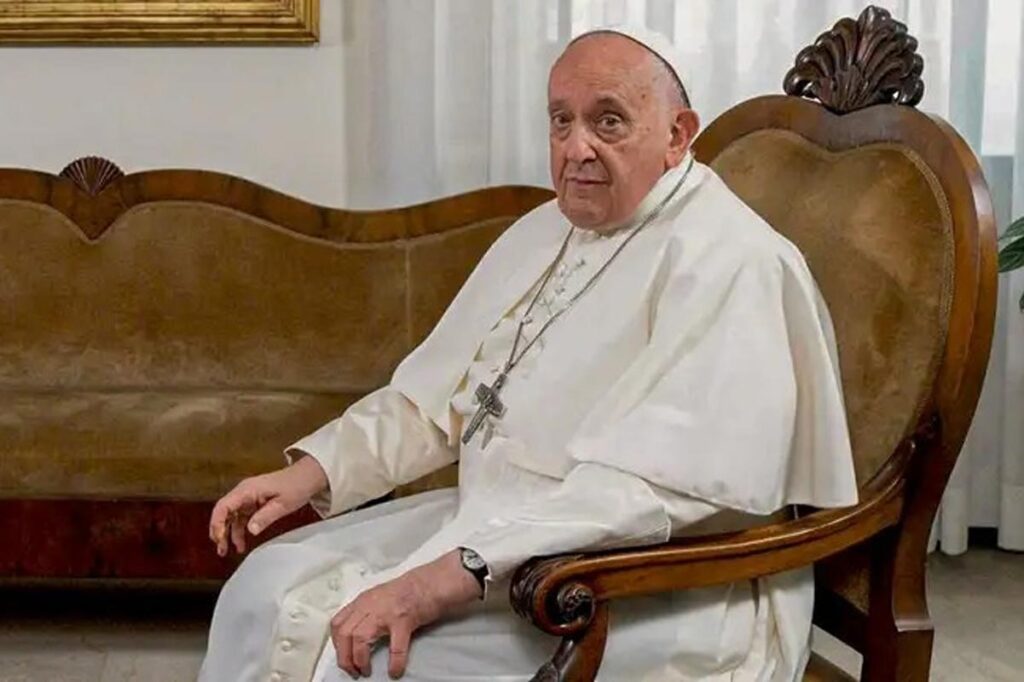 Papa Francisco volta a utilizar ventilação mecânica 1 papa francisco foto vatican media divulgacao