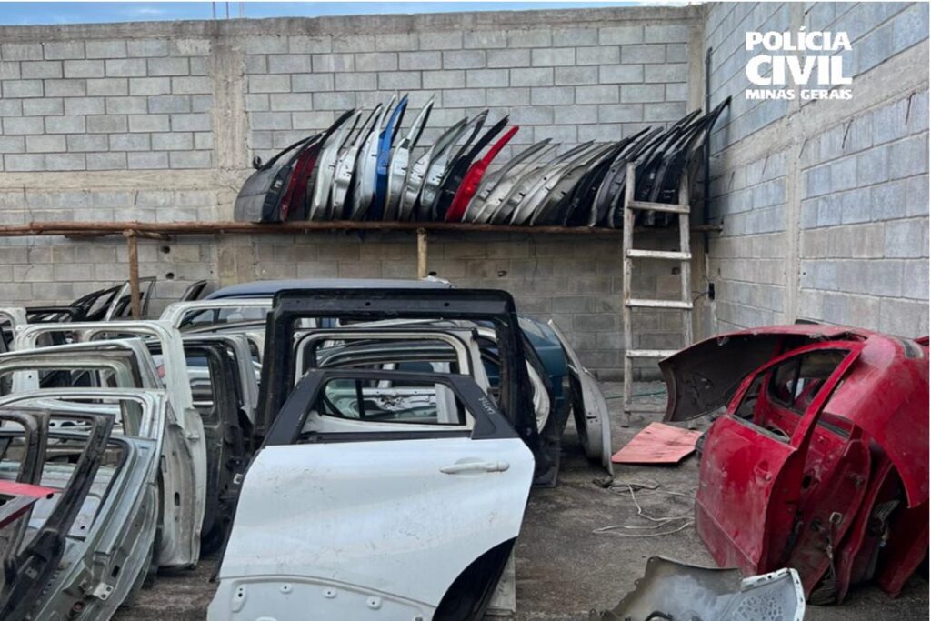 Homem é preso e mais de 100 peças automotivas são recolhidas em operação 2 pecas automotivas PCMG