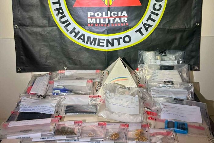 Em Barbacena, PM prende jovens suspeitos de tráfico de drogas 1 pmmg trafico barbacena