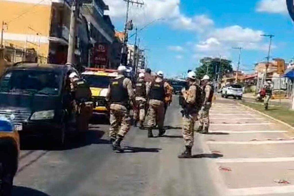 Suspeito de ser um dos maiores contrabandistas internacionais do país é preso na região 1 policias suspeito contrabando pmr