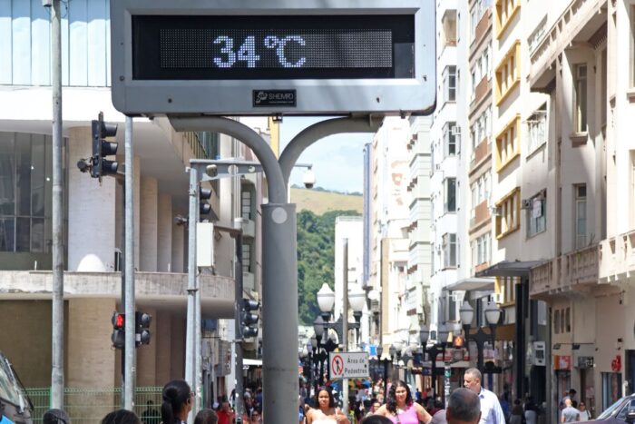 Juiz de Fora deve ter temperaturas superiores a 30 graus no último final de semana de fevereiro 1 Último final de semana de fevereiro deve ter temperaturas superiores a 30 graus