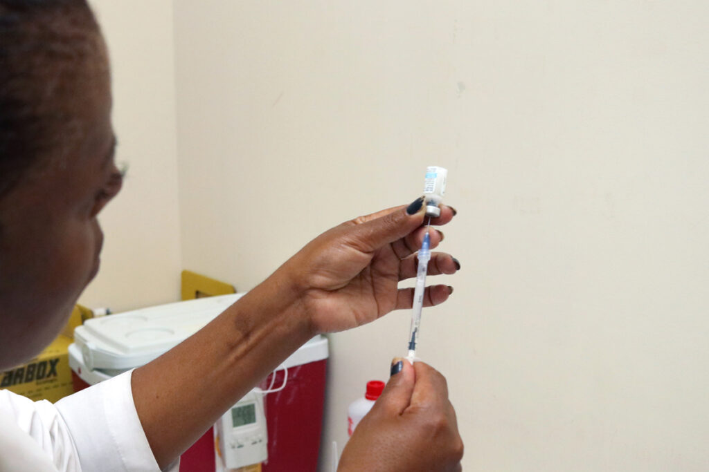 Após vacinas contra a gripe esgotarem, Juiz de Fora recebe novo lote com 41 mil doses 1 Vacina da gripe: PJF anuncia recebimento de novo lote