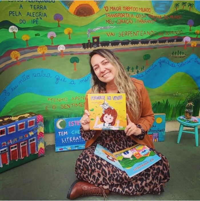 ‘As narrativas só precisam tocar e encantar o coração dessa criançada’, afirma Adriana Gamelas 1 Adriana Gamelas