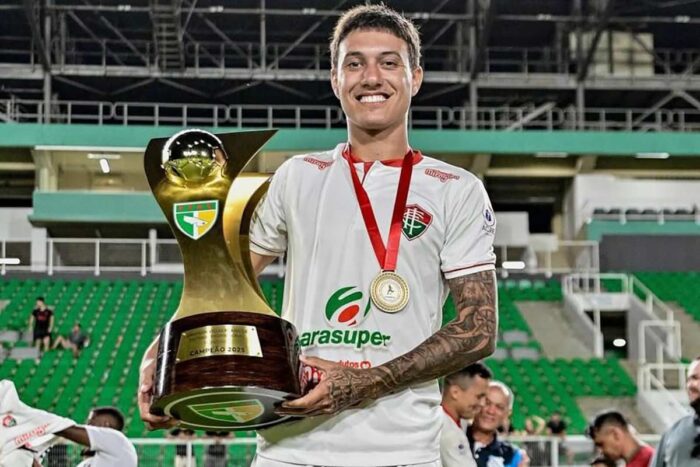 Jogador de Juiz de Fora é campeão acreano e faz gol do título 1 Bernardo Cal