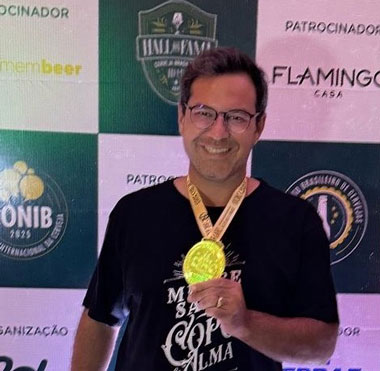 Coluna Cesar Romero – 16 e 17 de março de 2025 8 JF POR AI Medalha de ouro em Camboriu