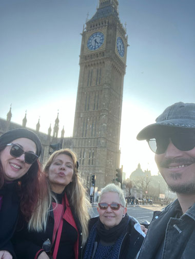 Coluna Cesar Romero – 16 e 17 de março de 2025 9 JF POR AI Shows em Londres
