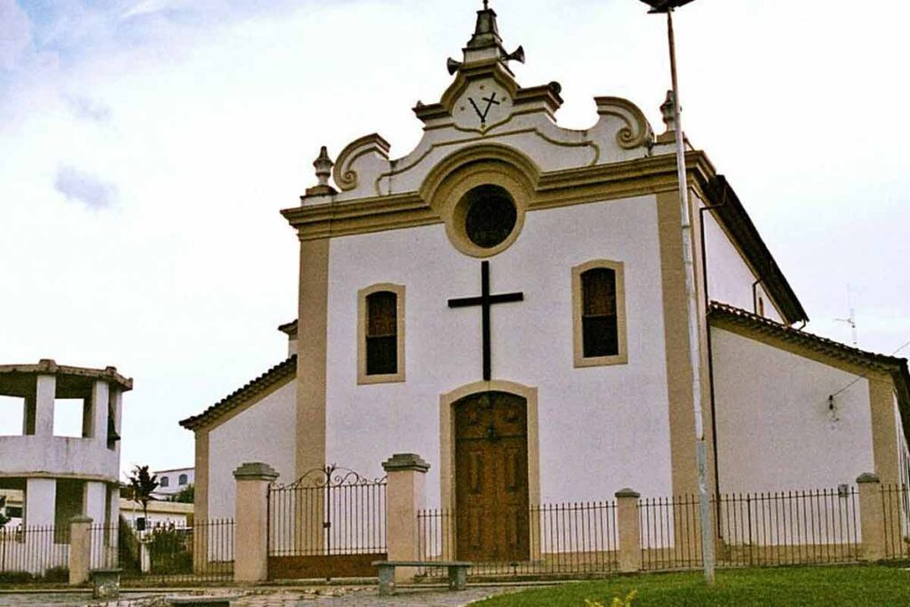 Prefeitura de Santa Rita do Ibitipoca divulga concurso com 30 vagas 1 Santa Rita do Ibitipoca Estrada Real