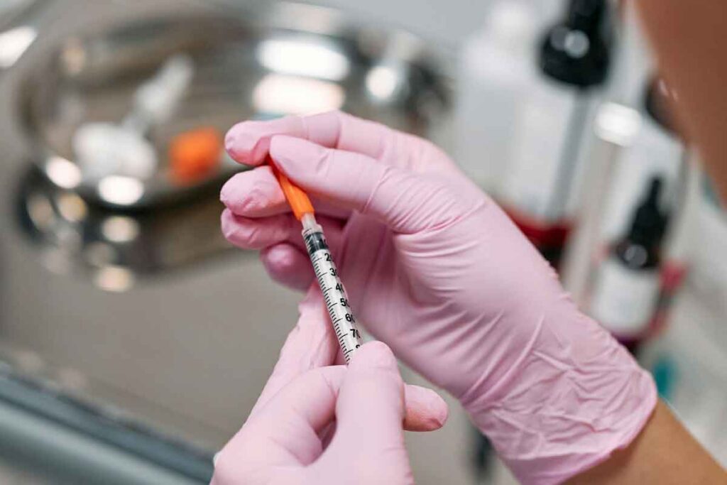 Com qual idade crianças devem fazer o primeiro teste de colesterol? Veja recomendação médica 1 agulha exame pexels