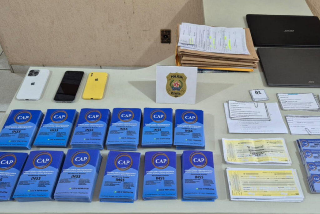 Trio é detido por prestar consultoria jurídica ilegalmente 1 apreensao exercicio ilegal