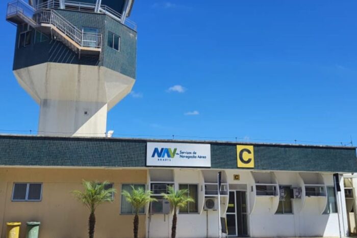 Serviços de Navegação Aérea oferece salário de até R$ 10,3 mil em processo seletivo 1 NAV Brasil oferece salário de até R$ 10,3 mil em processo seletivo