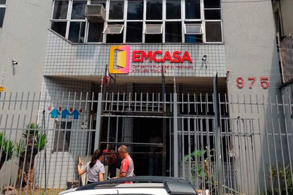 Emcasa abre seleção de estágio para estudantes de Engenharia Civil 1 Emcasa estágio engenharia civil