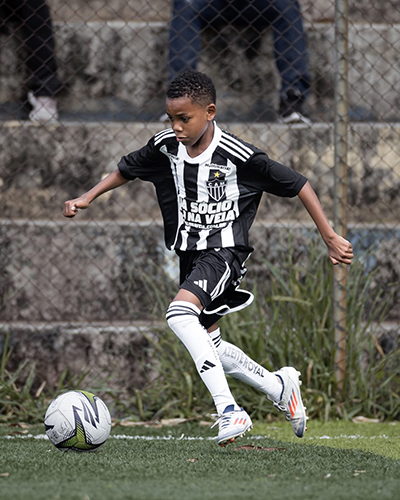 Jovem da região vai para a base do Atlético-MG após viralizar com 'canetas' 2 heitorzinho by arquivo pessoal 3