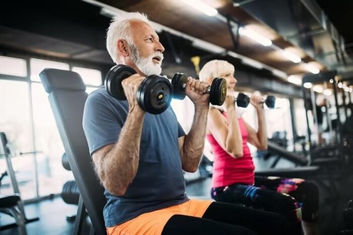 Estudo de 6 meses sugere que musculação melhora memória e altera anatomia cerebral de idosos 1 musculacao idosos foto pinterest