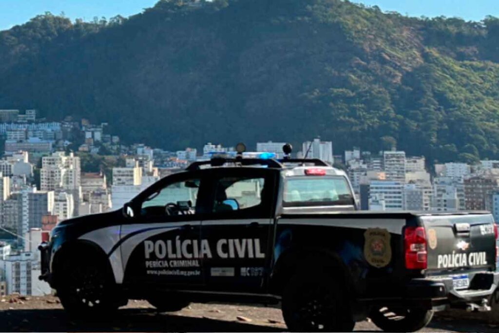 Quatro cuidadoras foram indiciadas por desvio de R$ 2 milhões e maus-tratos que levaram idoso à morte em Juiz de Fora