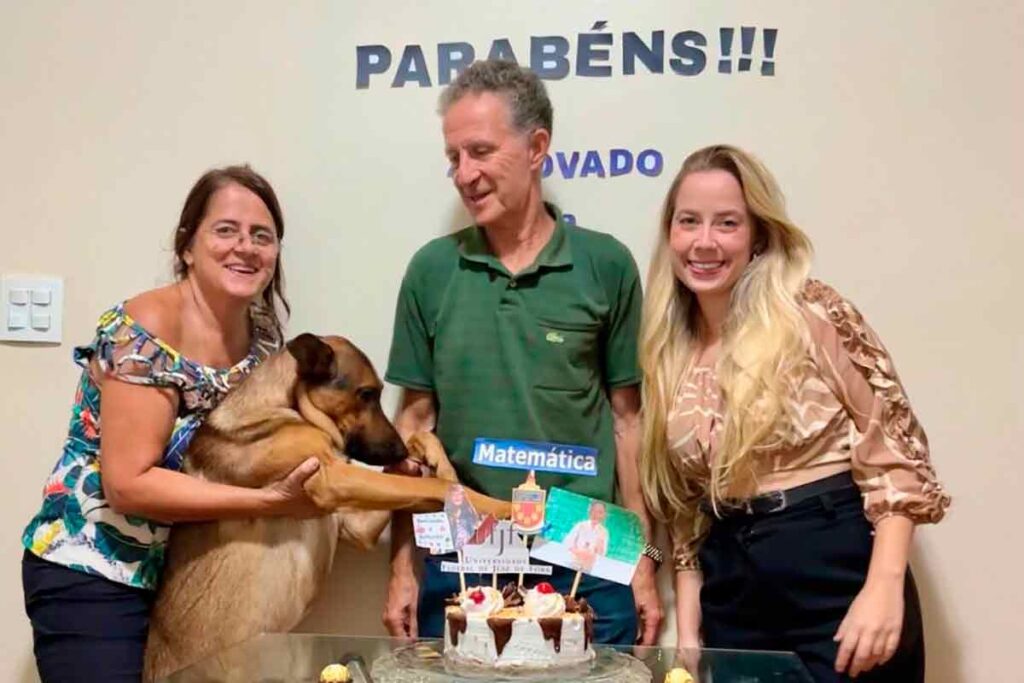 Apos 42 anos homem realiza o sonho de voltar a estudar e entrar na UFJF