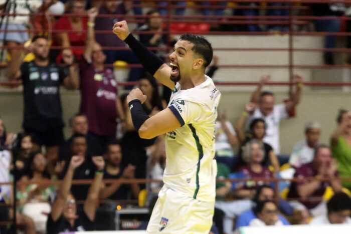 Após recorde de público, JF Vôlei abre venda de ingressos para jogo do acesso 1 JF Volei 2 1