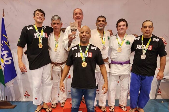 Judocas de JF conquistam sete medalhas no torneio de veteranos da FMJ 1 Judo