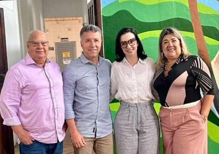 Coluna Cesar Romero – 27 e 28 abril de 2025 8 Marcelo Detoni e Ana Pimentel ELES ACONTECEM 250425 1